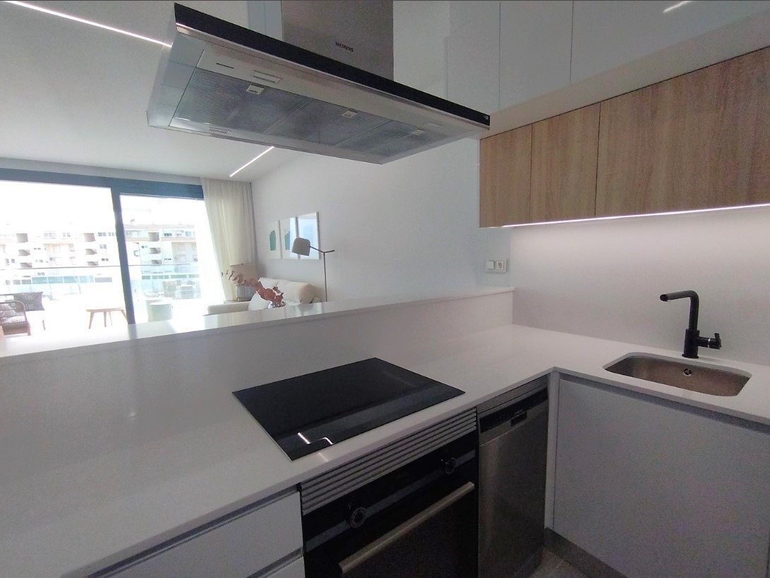 Zweistöckiges Penthouse direkt am Strand in LEstanyo Denia – außergewöhnliche Aussicht, bezugsfertig