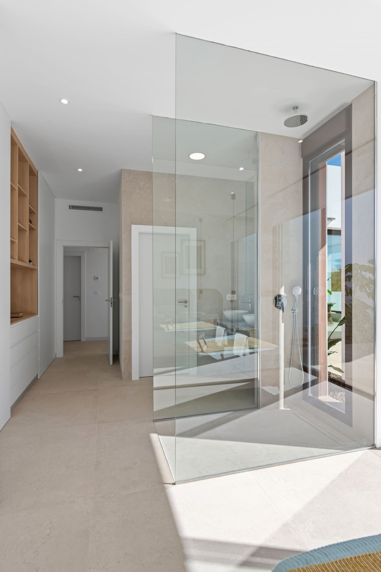 Элитные отдельно стоящие дома в Лос-Алькасаресе, в 1 км от моря, с бассейном.