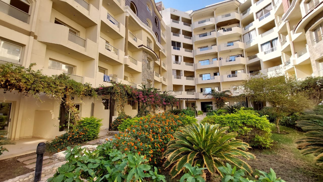 Трехкомнатная квартира с видом на море и возможностью рассрочки в Флоренца Хамсин, Хургада