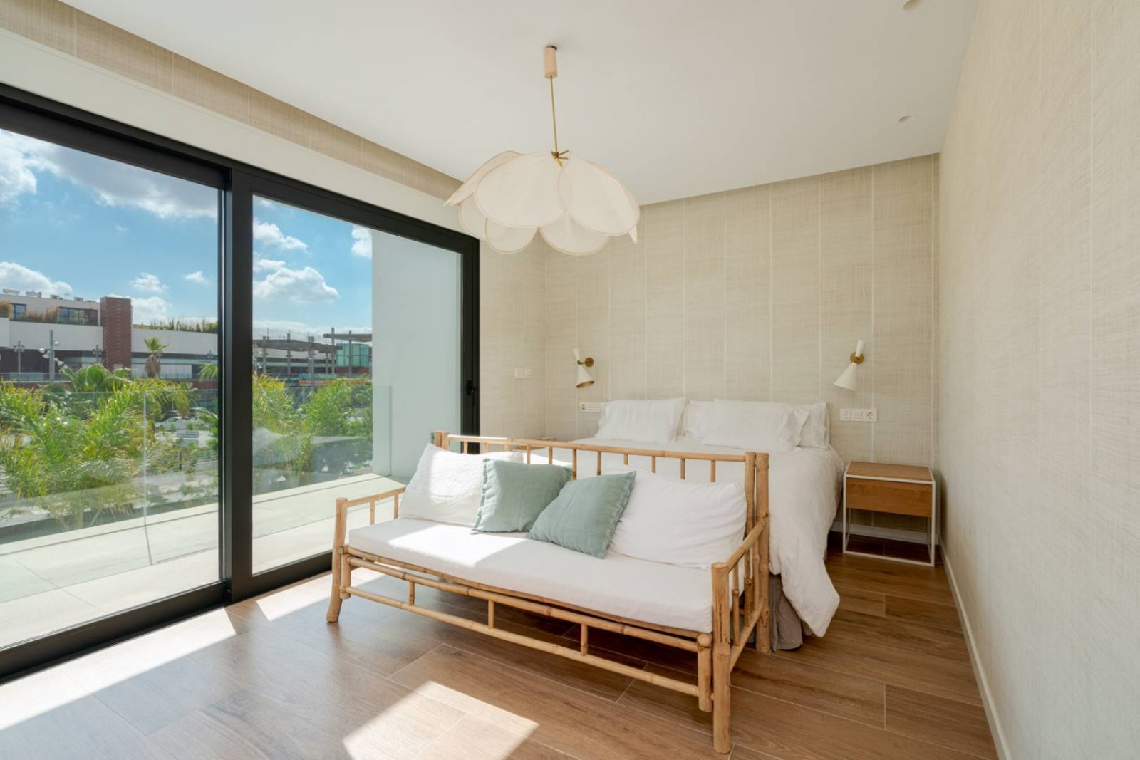 Современные семейные дома с частным бассейном и садом, Молина-де-Сегура.