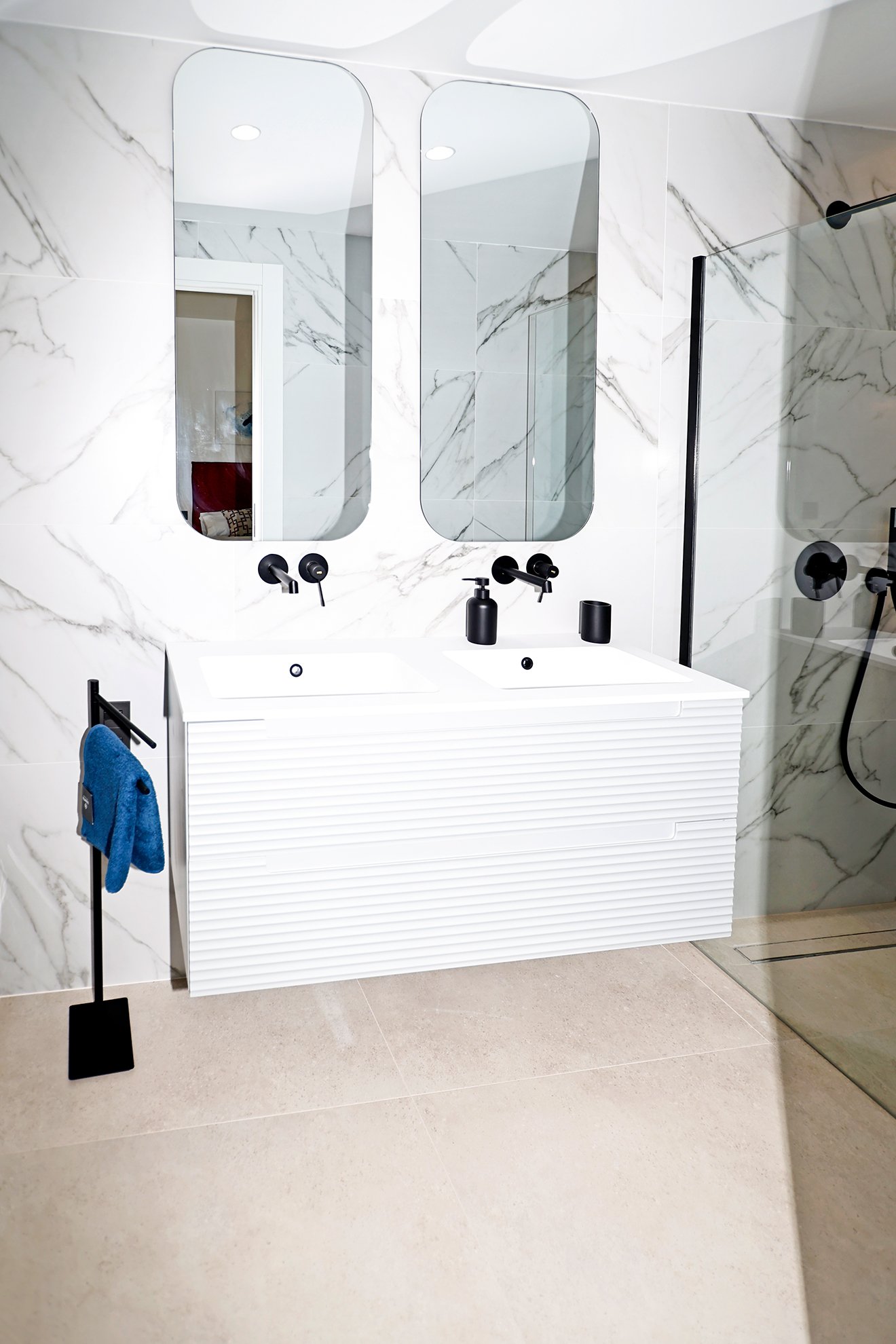 Современные семейные дома с частным бассейном и садом, Молина-де-Сегура.