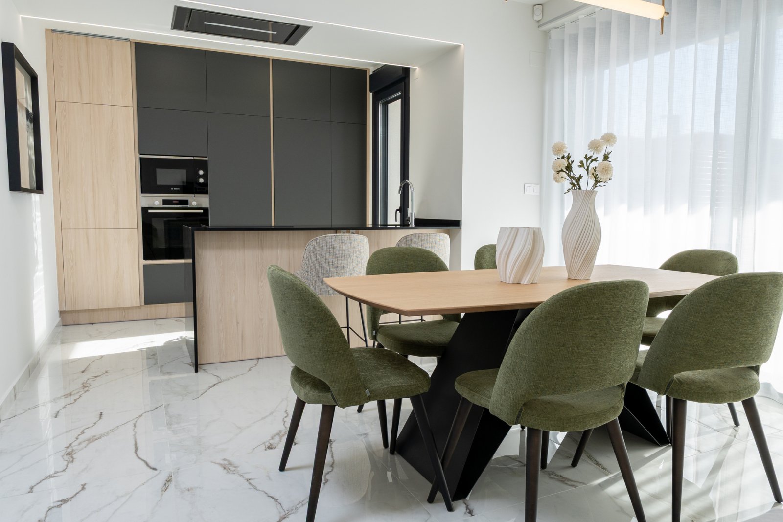 Эксклюзивные отдельно стоящие дома с частным бассейном и садом, Сьюдад-Кесада.