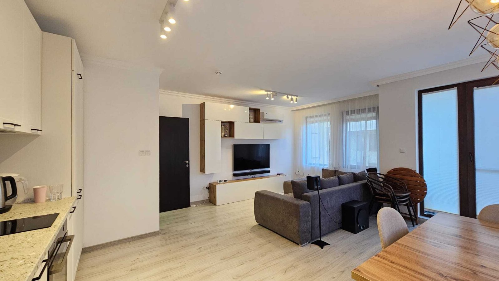 2-комнатная квартира без мебели с видом на море в Этара 4 Свети Влас, Болгария