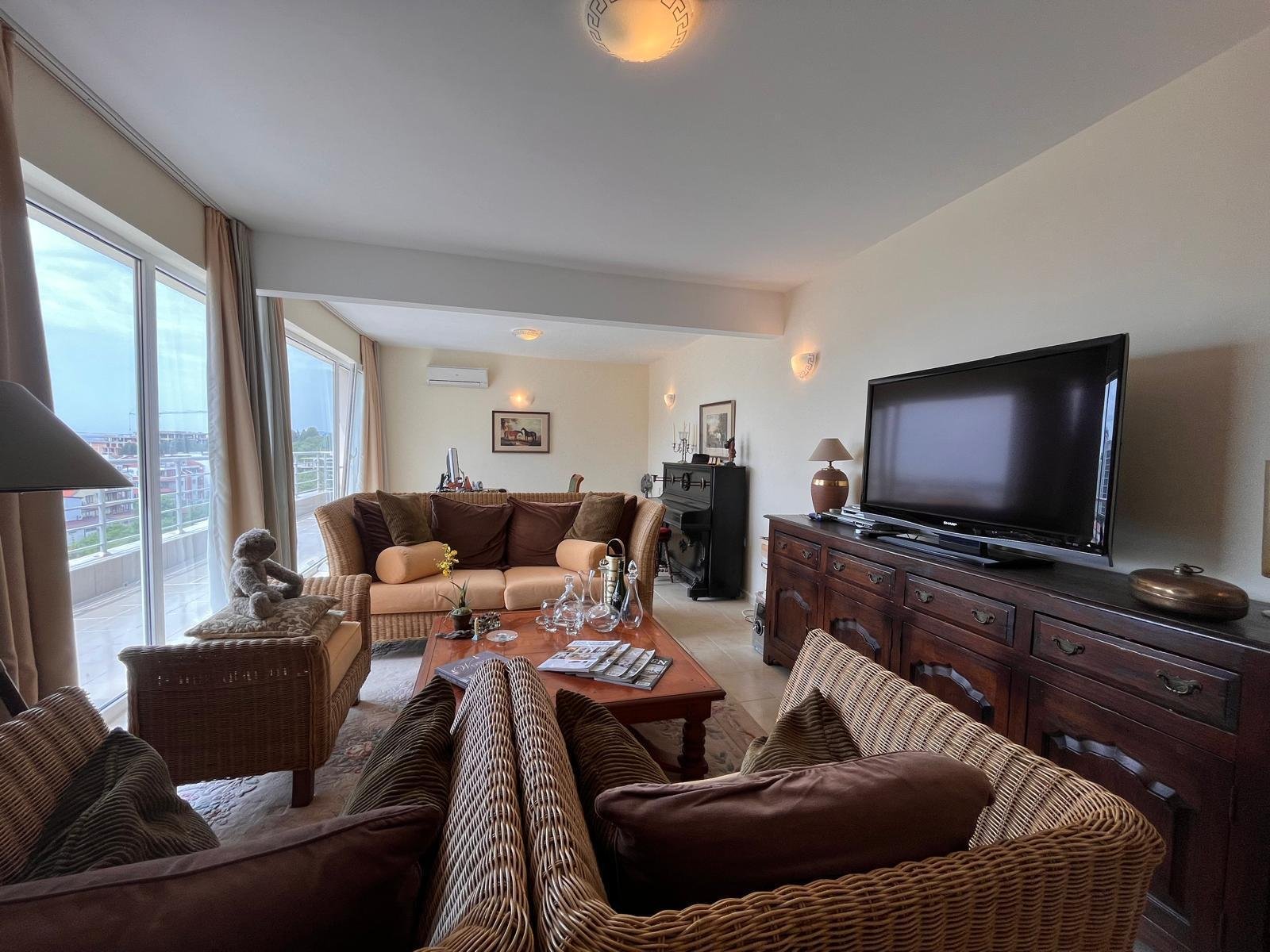 3-Bedroom Apartment in Solo Complex – Sveti Vlas