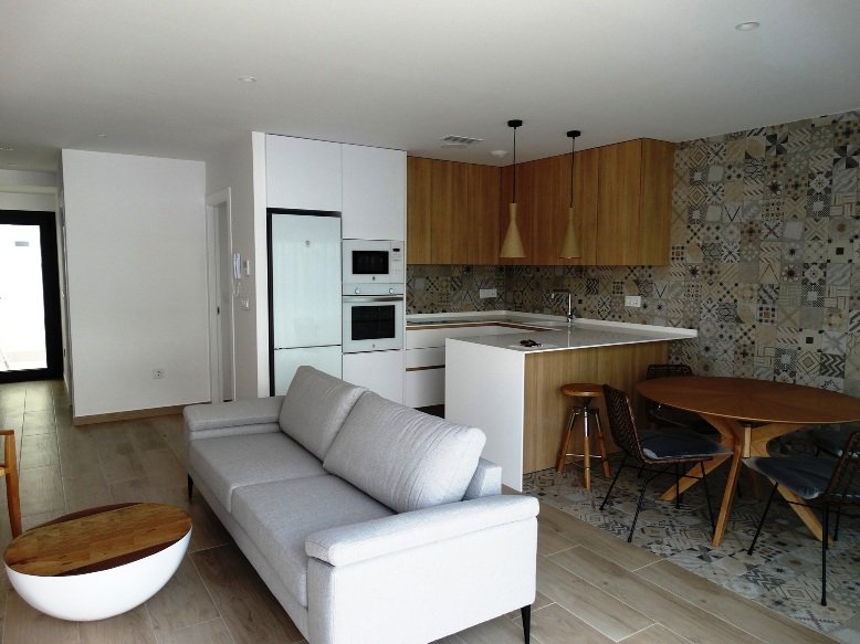 Эксклюзивные таунхаусы в Пилар-де-ла-Орадада, в 3 км от моря и с частным бассейном.