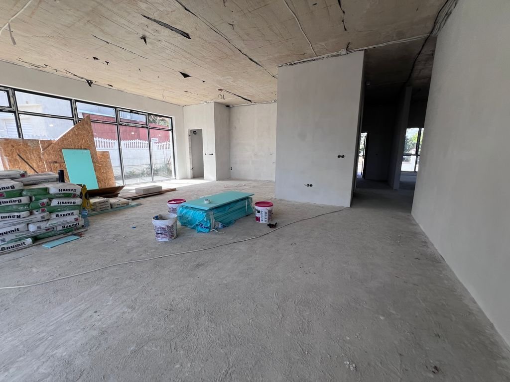 Бунгало в состоянии черновой отделки в Александрово, Болгария