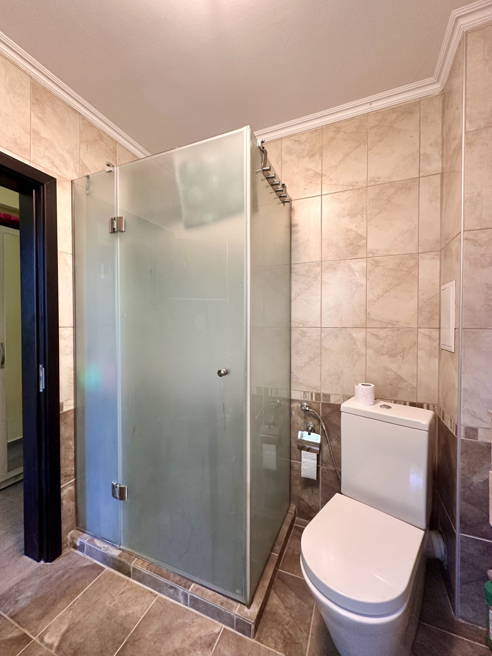 Одноэтажный дом с гаражом, бассейном и видом на море в Кошарице, Болгария