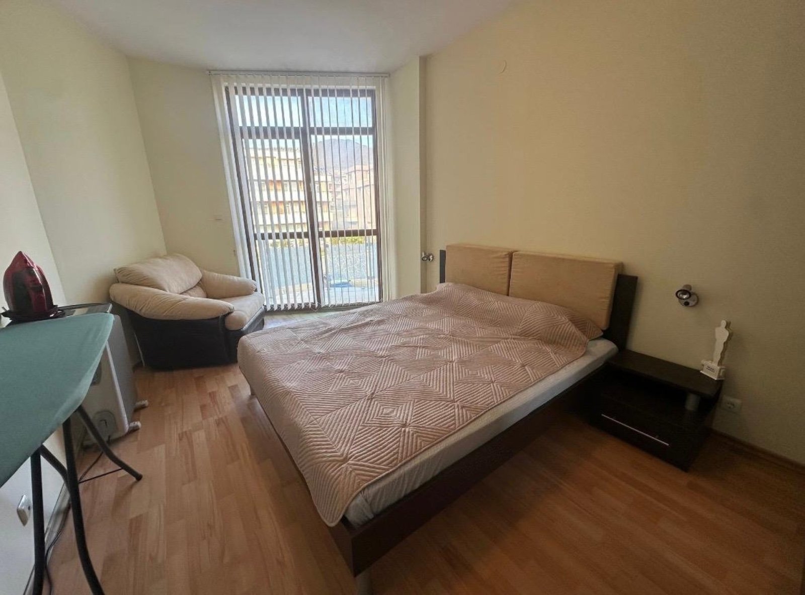 Квартира с одной спальней | 65 м² | Вид на горы | 150 м до моря | Несебр