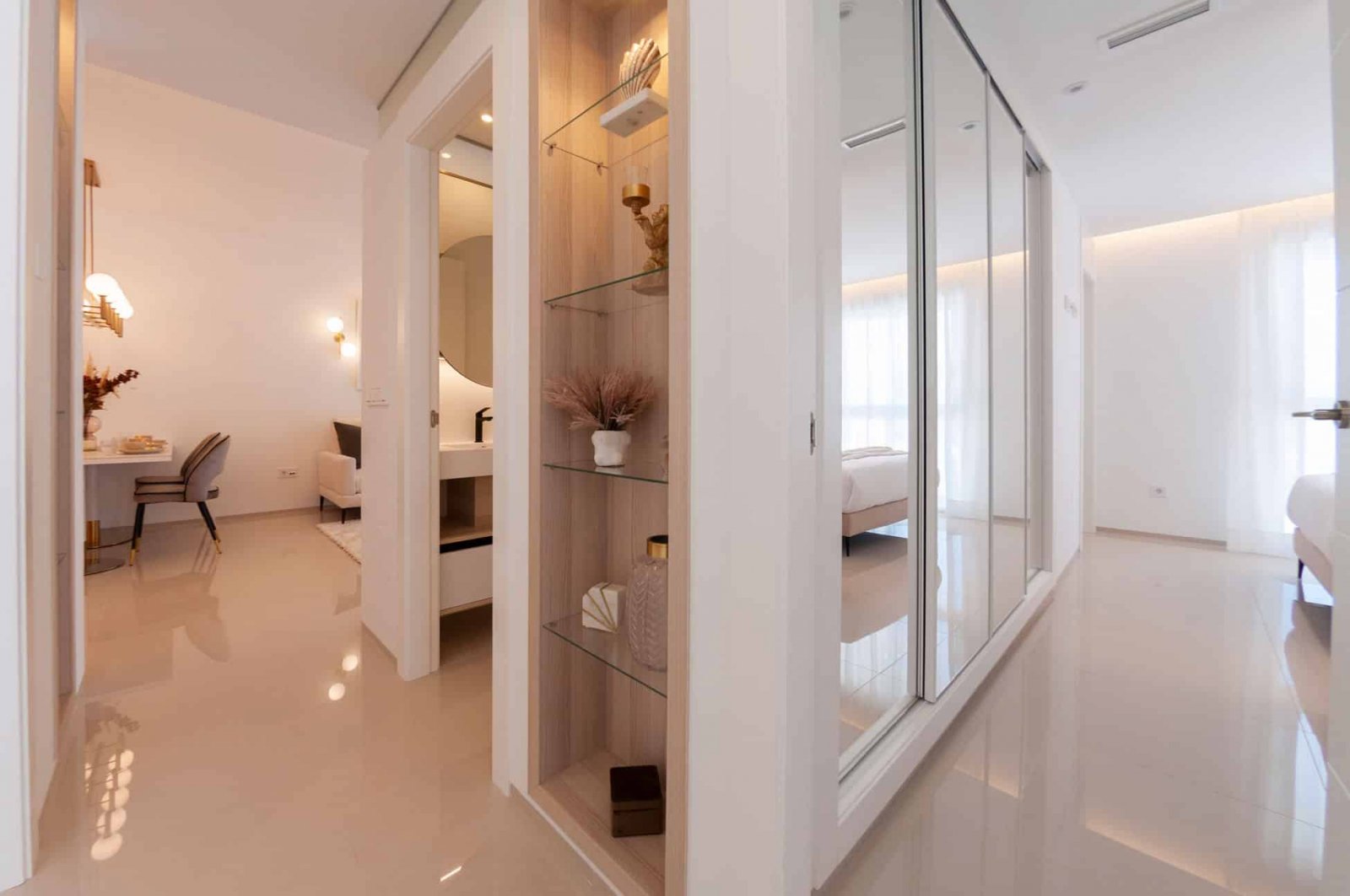 Современный бунгало, частный сад и бассейн, Сьюдад-Кесада.