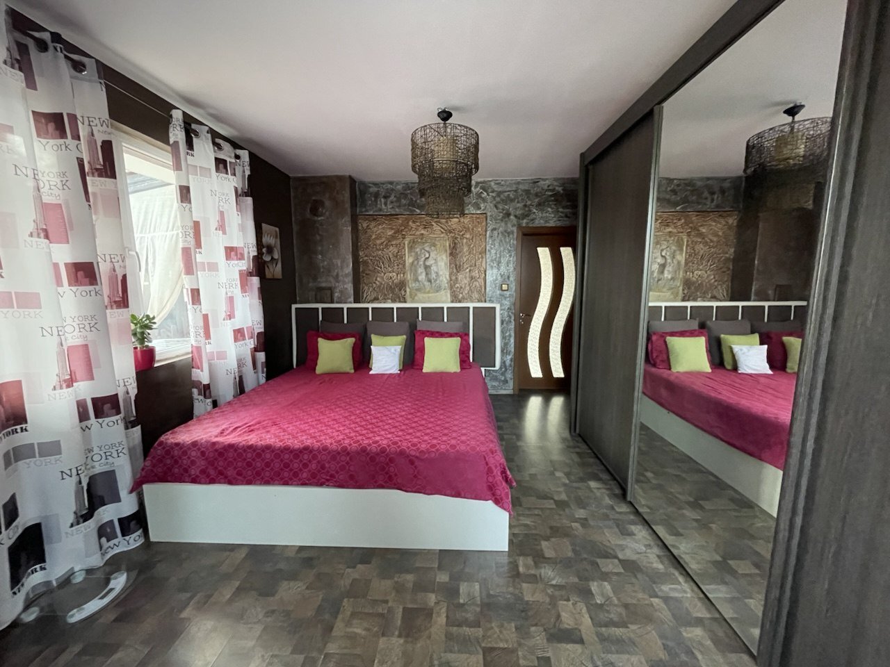 Exclusives Haus mit Wintergarten und Fitnessraum im Dorf Tvarditsa Bulgarien