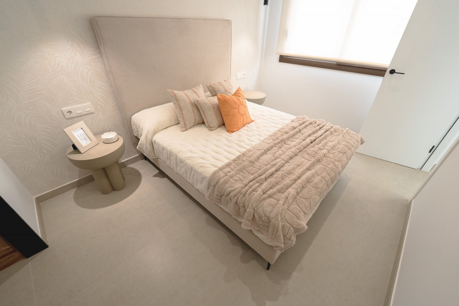 Эксклюзивный таунхаус с частным садом и бассейном, Хередадес