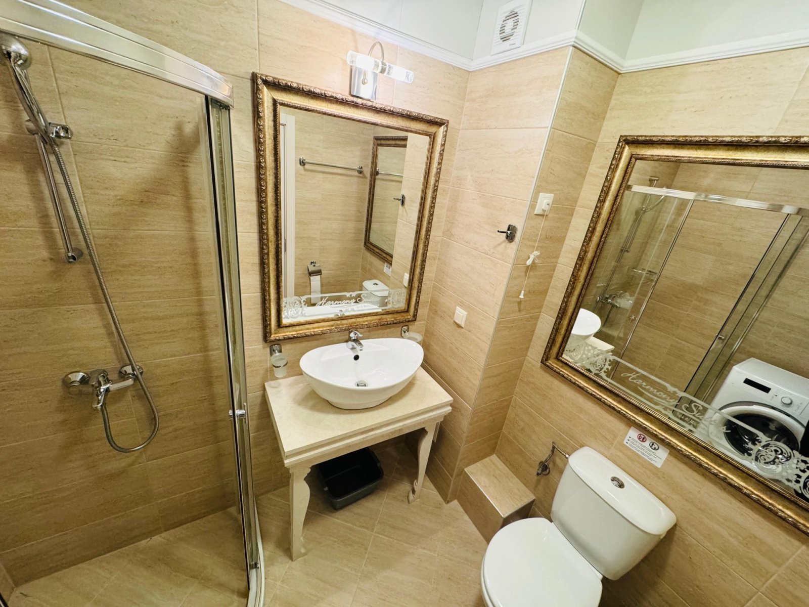 Двухкомнатная квартира в комплексе Harmony Suites, Солнечный берег