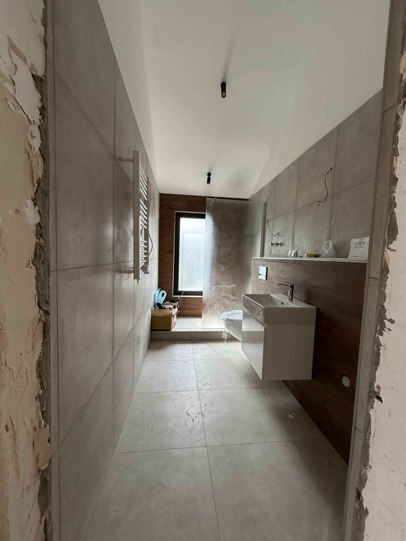 Современный двухэтажный полудом в Forest Club Варна с тремя комнатами, площадью 150 м²