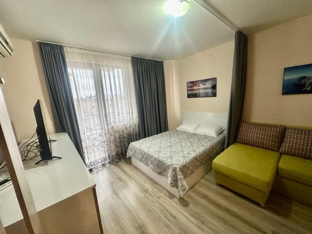 Студия в комплексе Апполон 9 в Равде, регион Бургас, Болгария