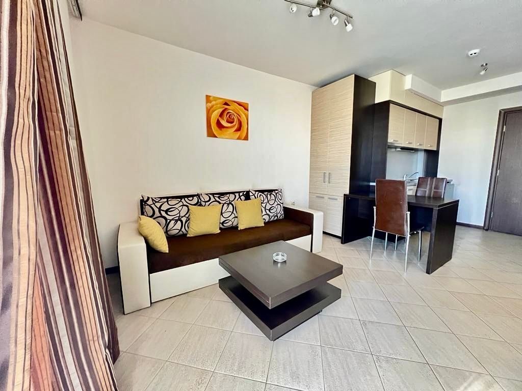 Студия в комплексе Тарсис 1 на Солнечном берегу в Болгарии