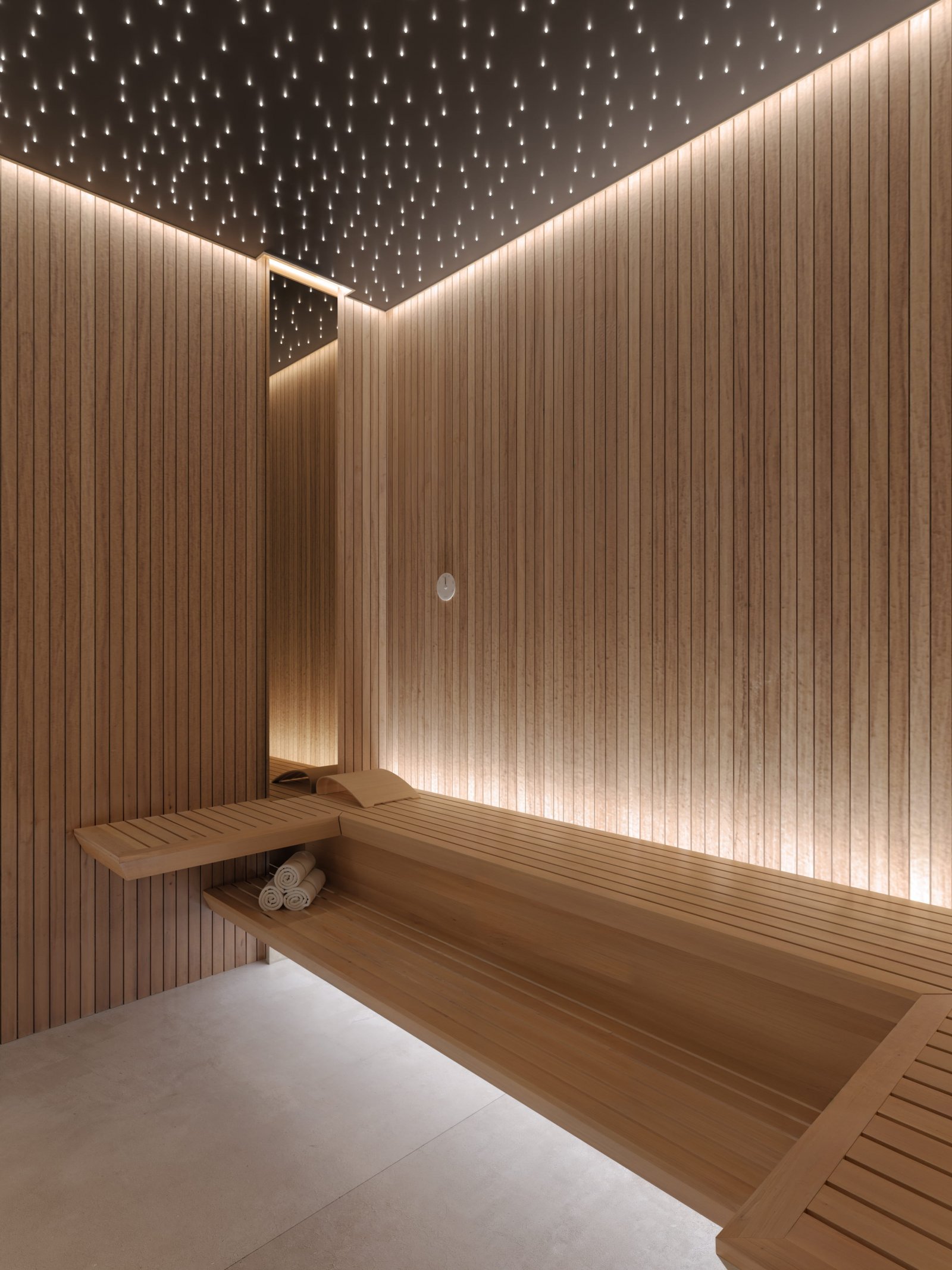 Эксклюзивные апартаменты в 400 м от моря, Эстепона.