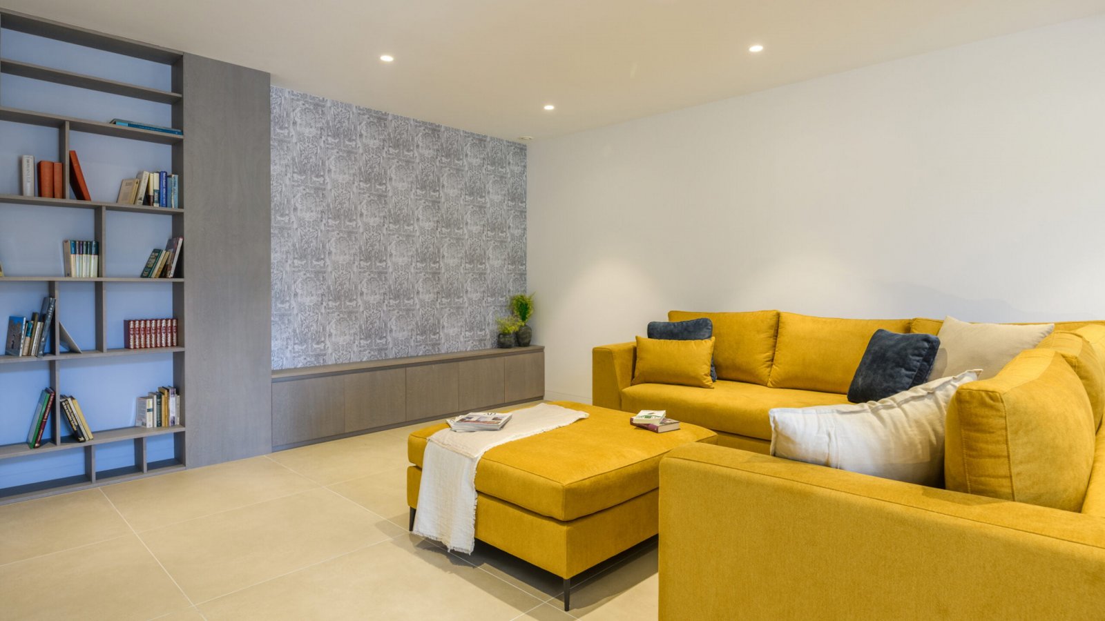 Роскошная вилла с частным бассейном возле поля для гольфа, Деэса-де-Кампоамор