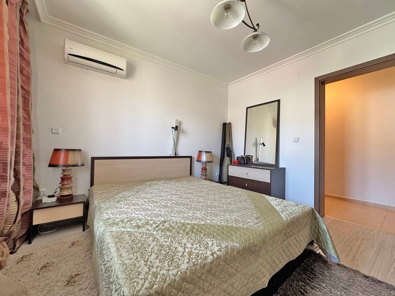 Трехкомнатная квартира с видом на море в комплексе Центаур в Свети Влас, Болгария