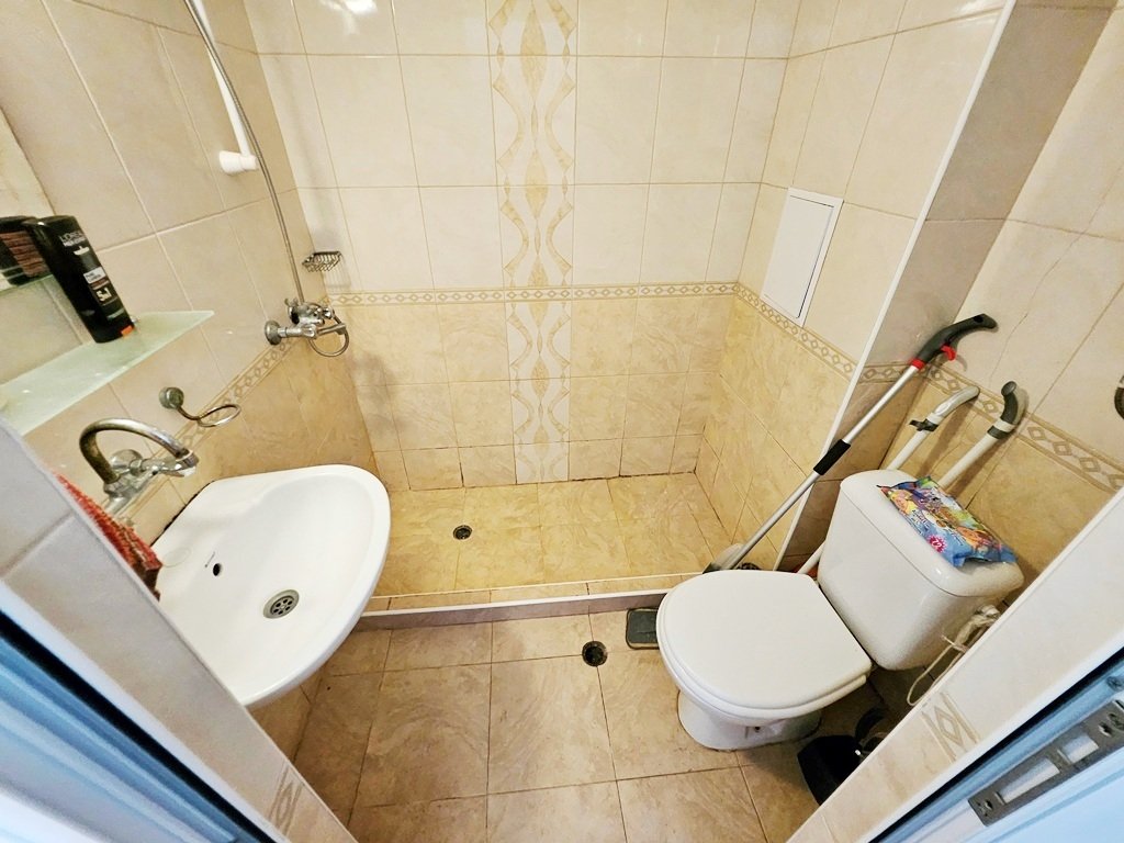 Уютная студия с балконом и видом на сад в Gerber 4 – полностью меблирована