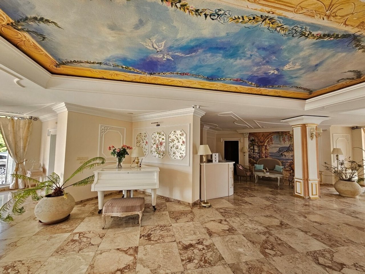 sunny-beach-bulgaria-2-bedroom-apartment-izida-palace-Yp560p08T2aXHO86