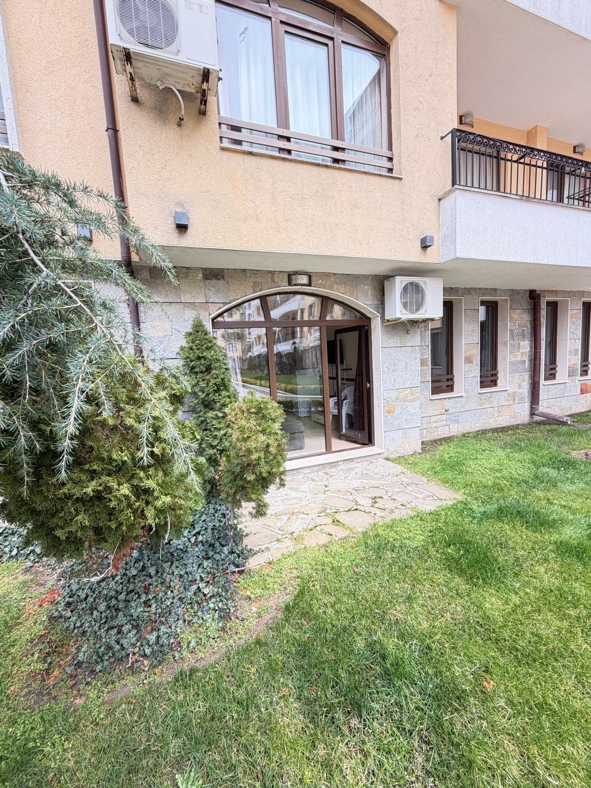 Трехкомнатная квартира в комплексе Royal Sun, Солнечный берег, Болгария