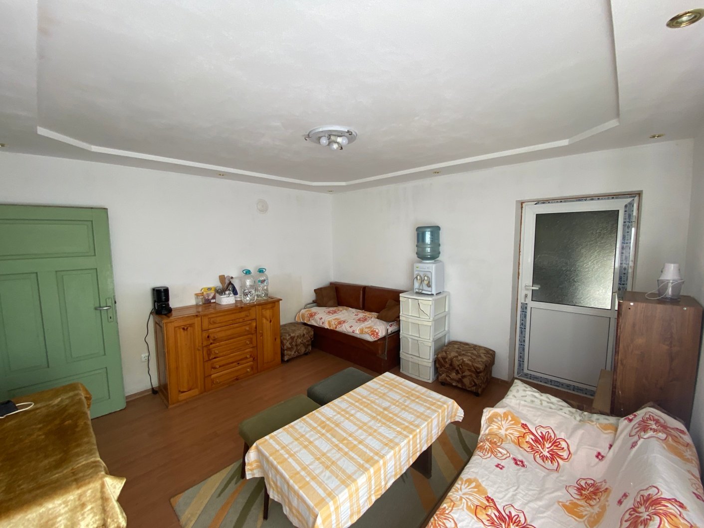 Teilweise renoviertes Haus in Izvorovo, 10 km von General Toshevo entfernt