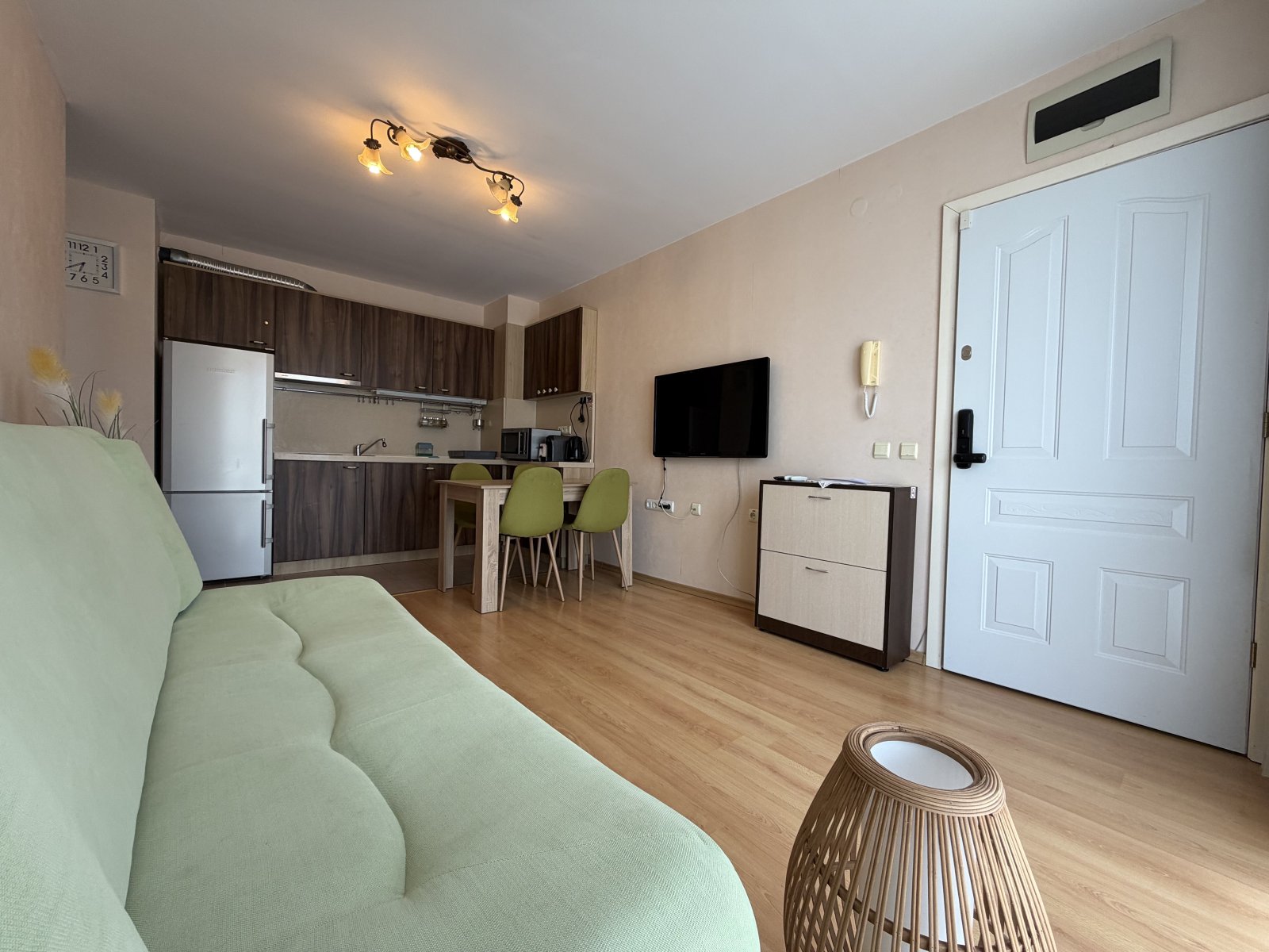 2-комнатная квартира в комплексе Prestige Fort Beach, Свети-Влас, Болгария – 105м², 5 этаж, лифт