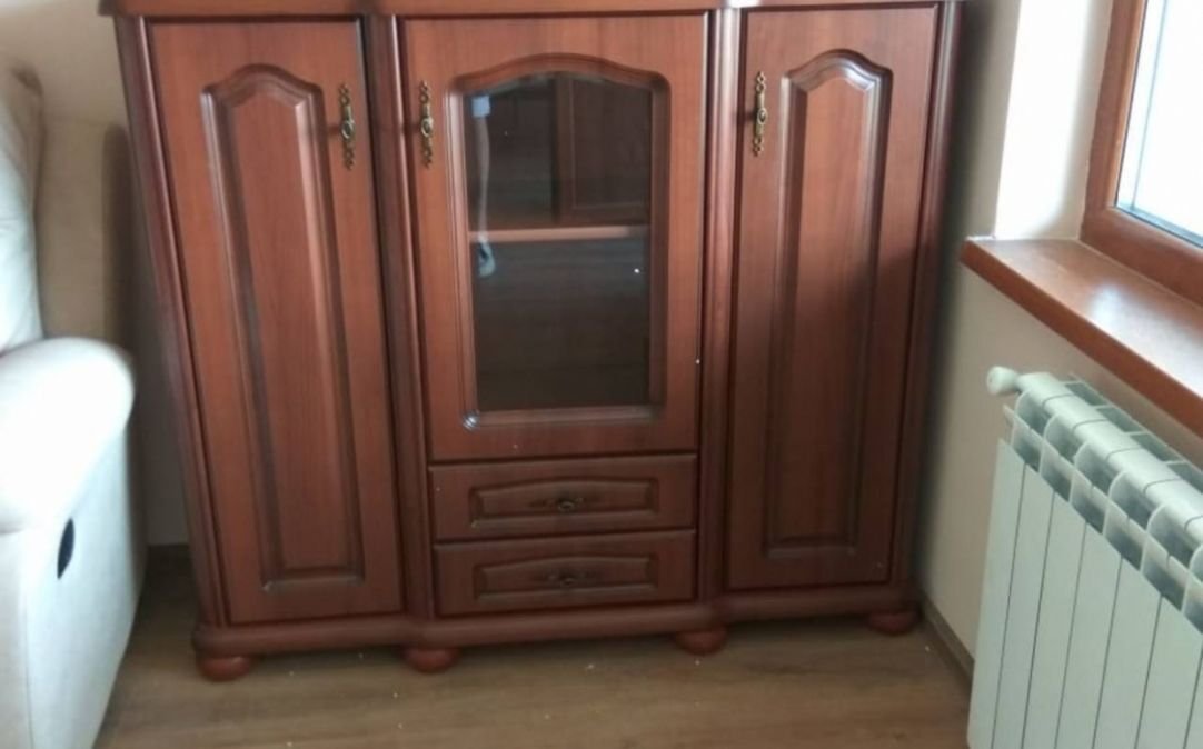 Большой дом (370 м²) на участке с собственными виноградниками в деревне Детелина, регион Варна, Болгария, продается.