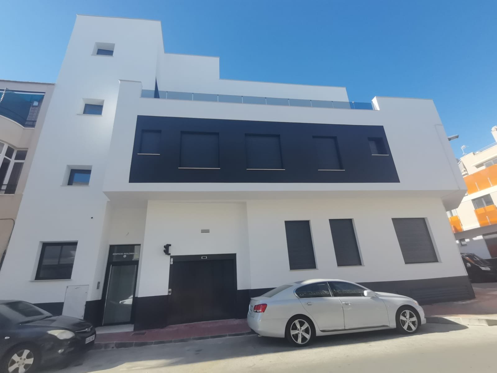 Torrevieja, Alicante: Эксклюзивные апартаменты и квартиры на первом этаже, в 600 м от пляжа, Торревьеха. 