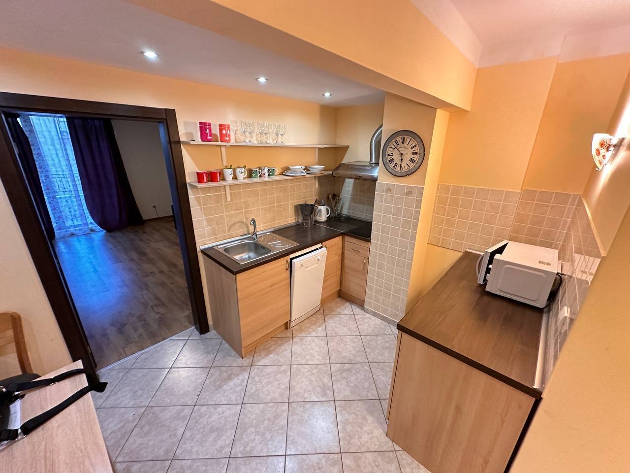6 (1)