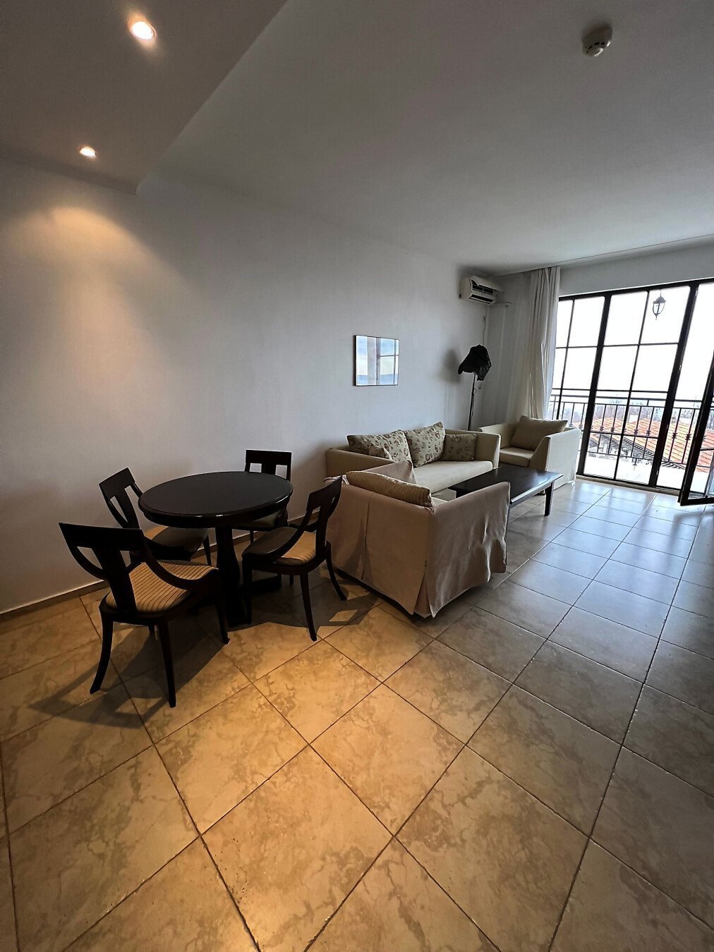 Квартира 1+2 в курорте The Cliff Beach & Spa, Обзор, Болгария