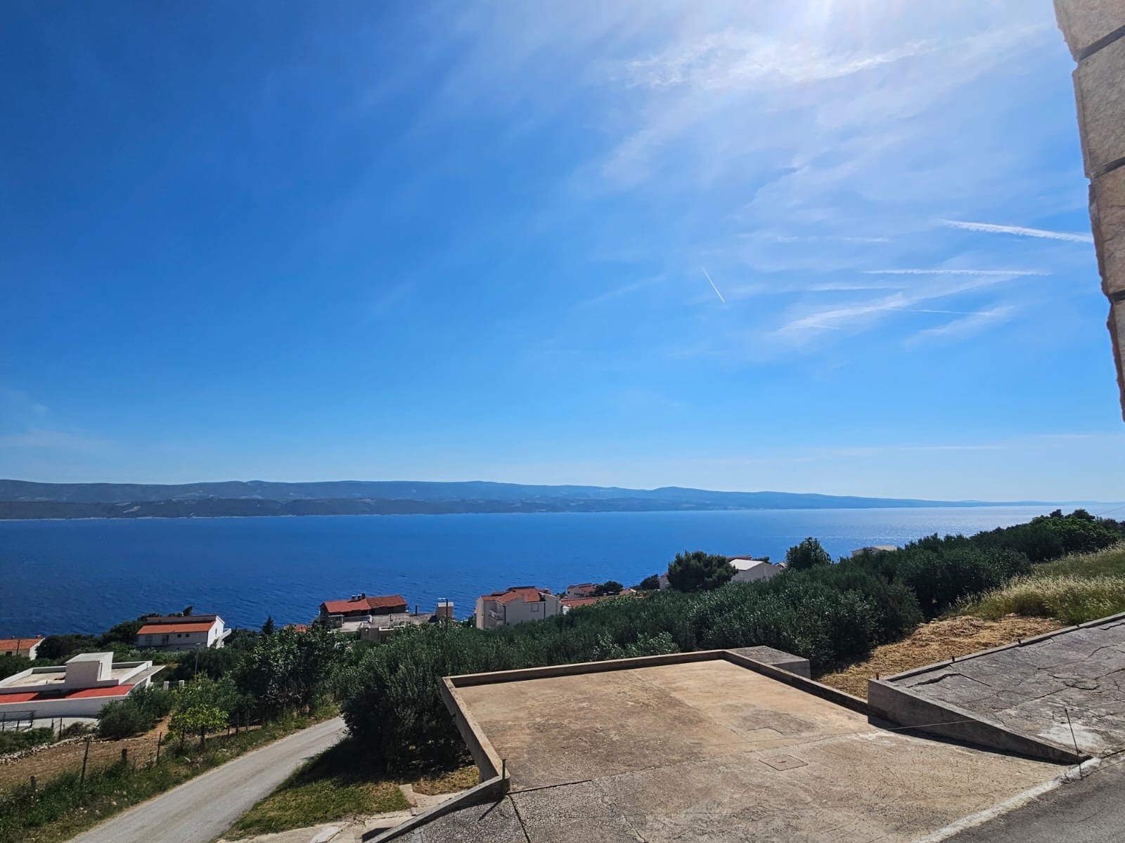 Apartmenthaus mit wunderschönem Panoramablick auf das Meer und die Inseln in Stanići