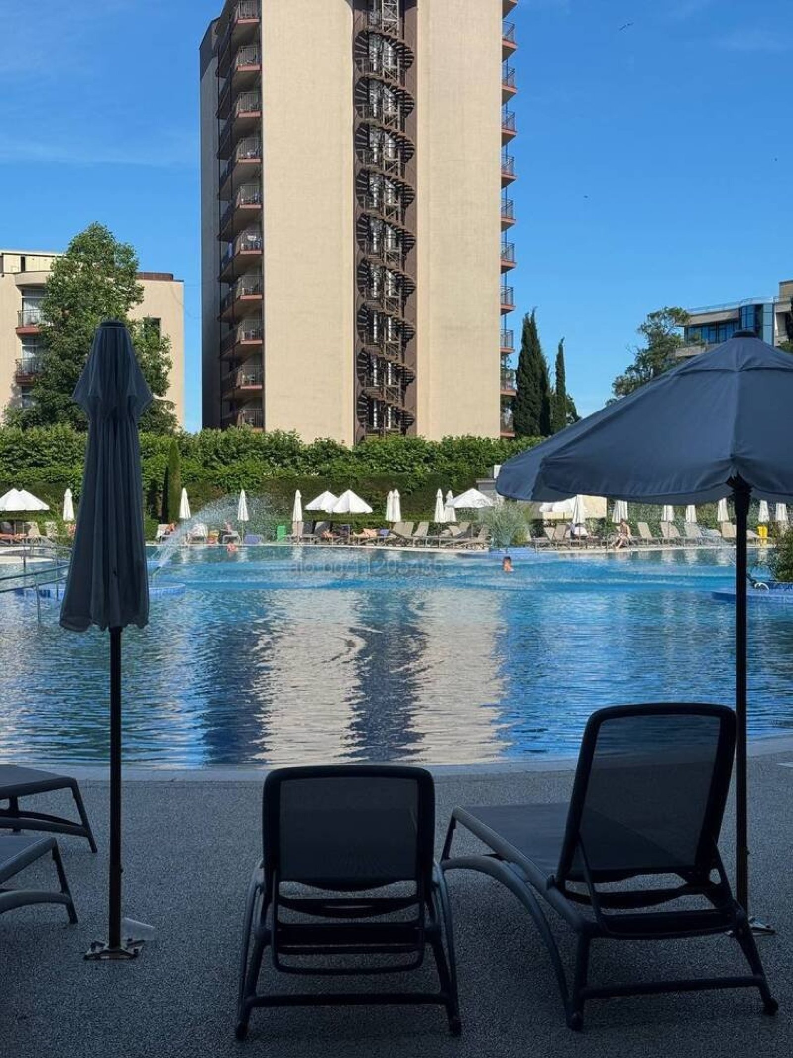 9 9