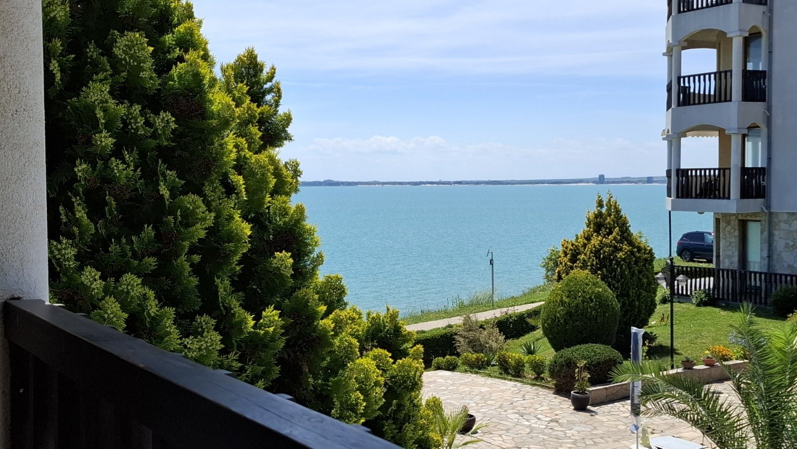 Трехэтажный таунхаус на первой береговой линии, Sun Coast Resort, 50 м от пляжа, Свети Влас, Болгария