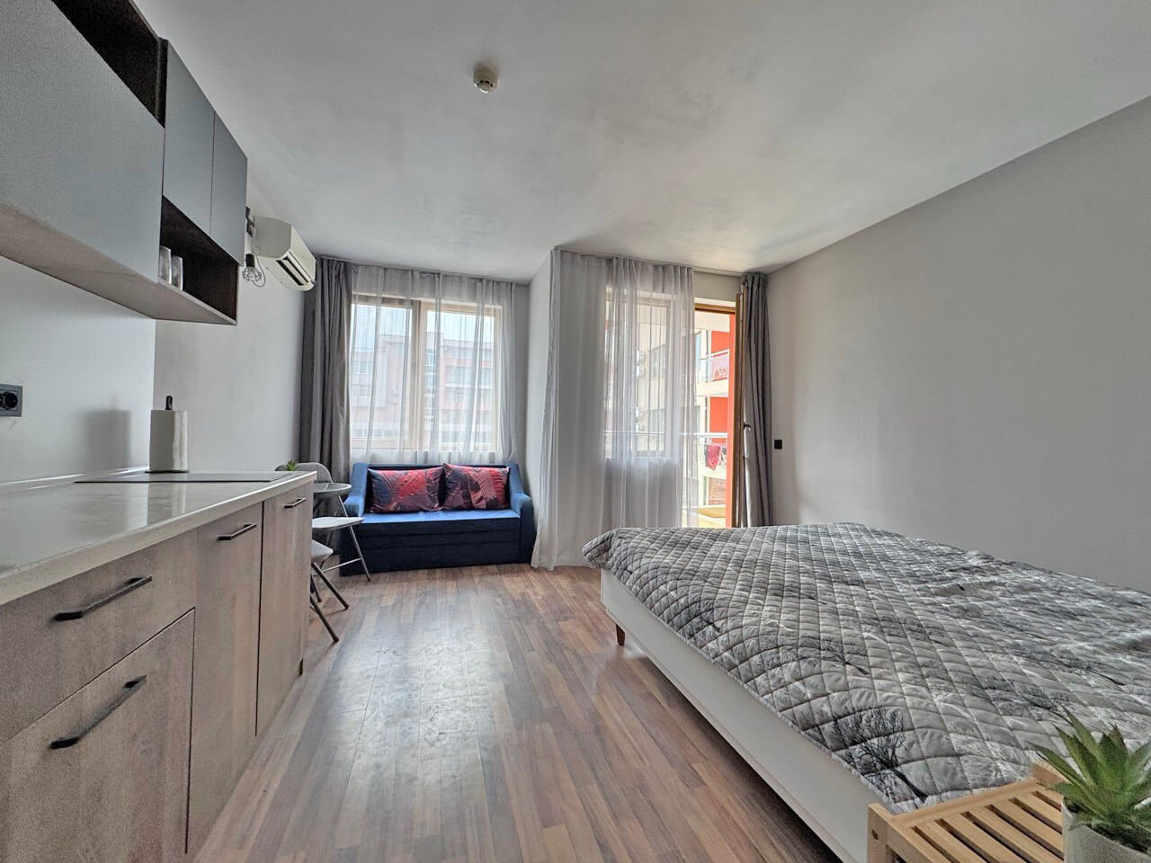Студия-апартаменты в жилом комплексе Nessebar Residence с видом на бассейн, Несебр, Болгария