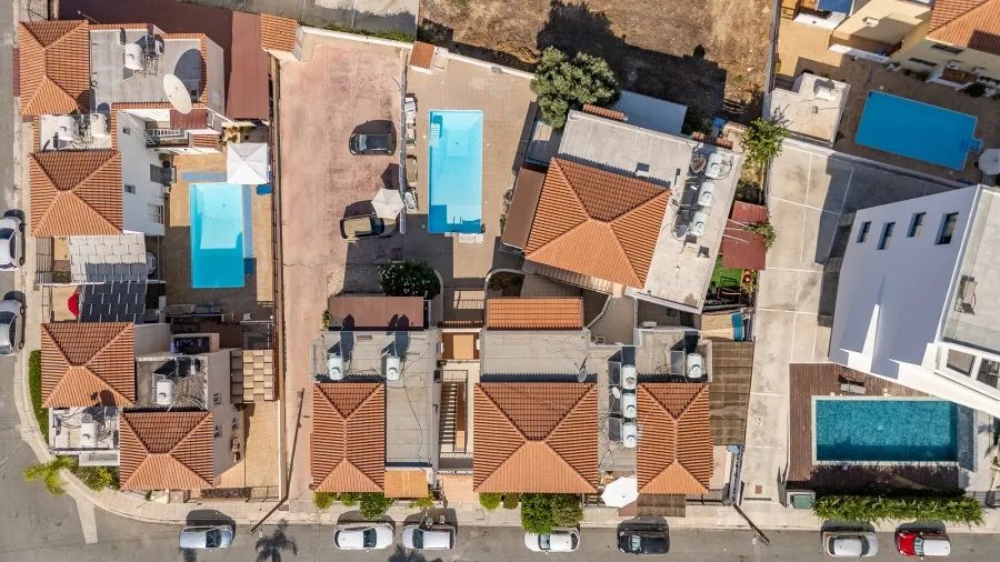 Квартира на первом этаже в комплексе Kato Paphos - Universal, Пафос.