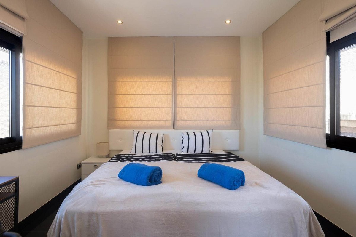 Duplex-Penthouse mit Meerblick und privatem Pool – Bahía de la Plata, Estepona