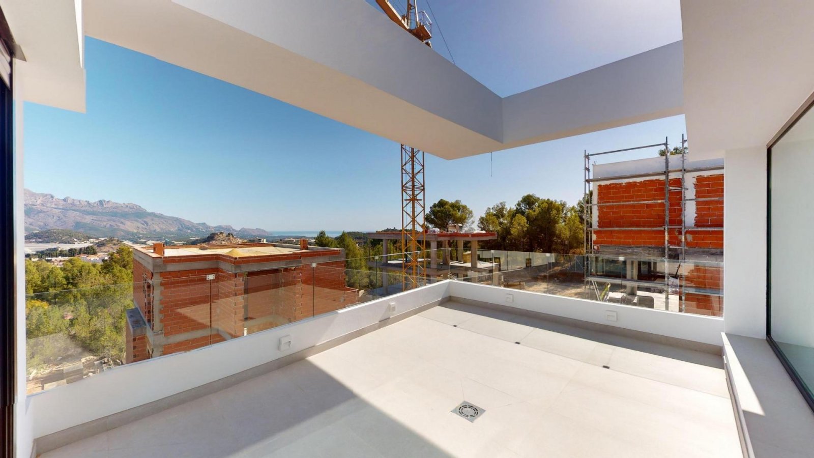 Luxuriöse neue Villa mit Swimmingpool und Panoramablick auf Meer und Berge – Polop, Costa Blanca