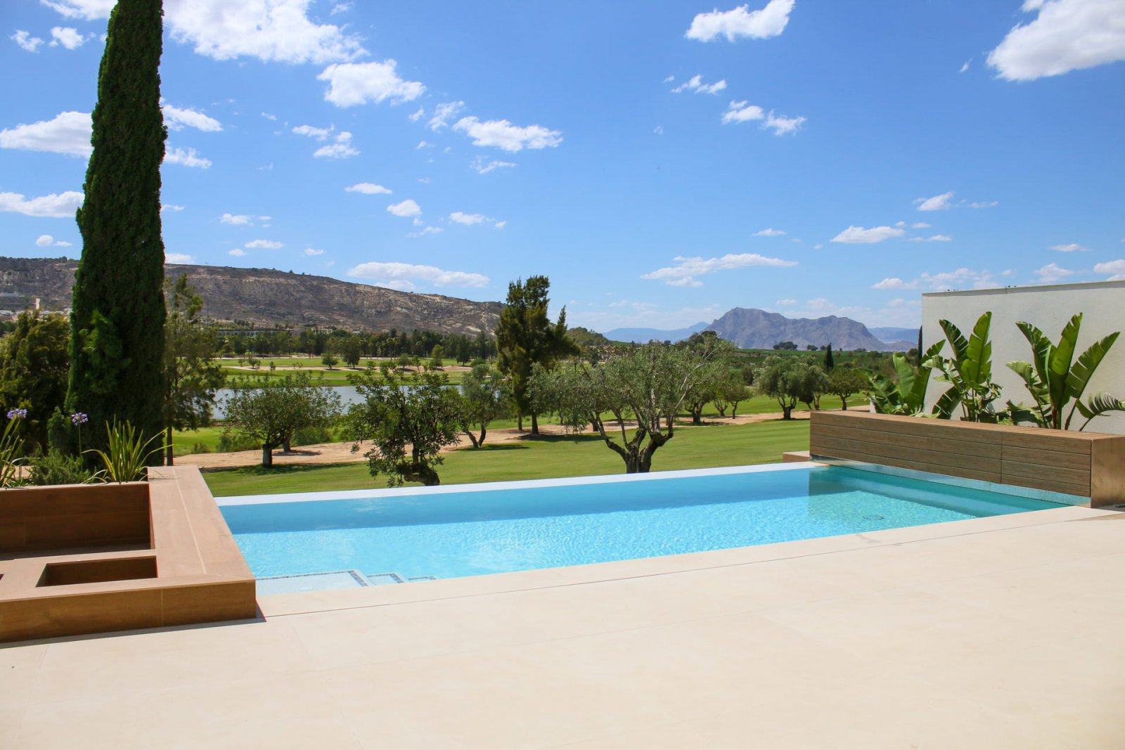 Роскошные виллы рядом с полем для гольфа, La Finca Golf, Торревьеха