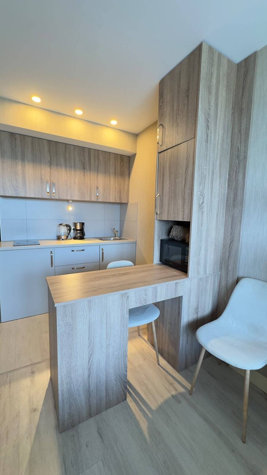 Светлая студия с видом на море и парк в Orbi Beach Tower, Батуми, Грузия – полностью меблированная квартира недалеко от пляжа