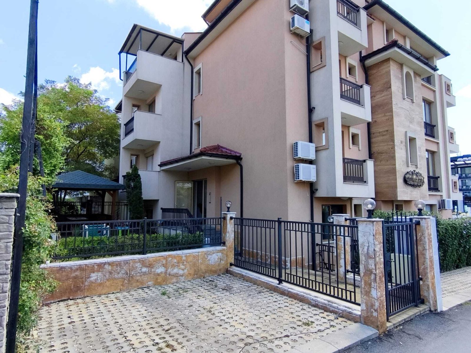 Квартира 1+2 в комплексе Вила Ева, Свети Влас, Болгария