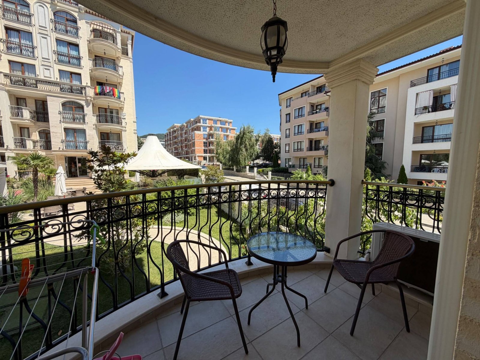 Трехкомнатная квартира в эксклюзивных Harmony Suites 20 в Свети Влас, Болгария