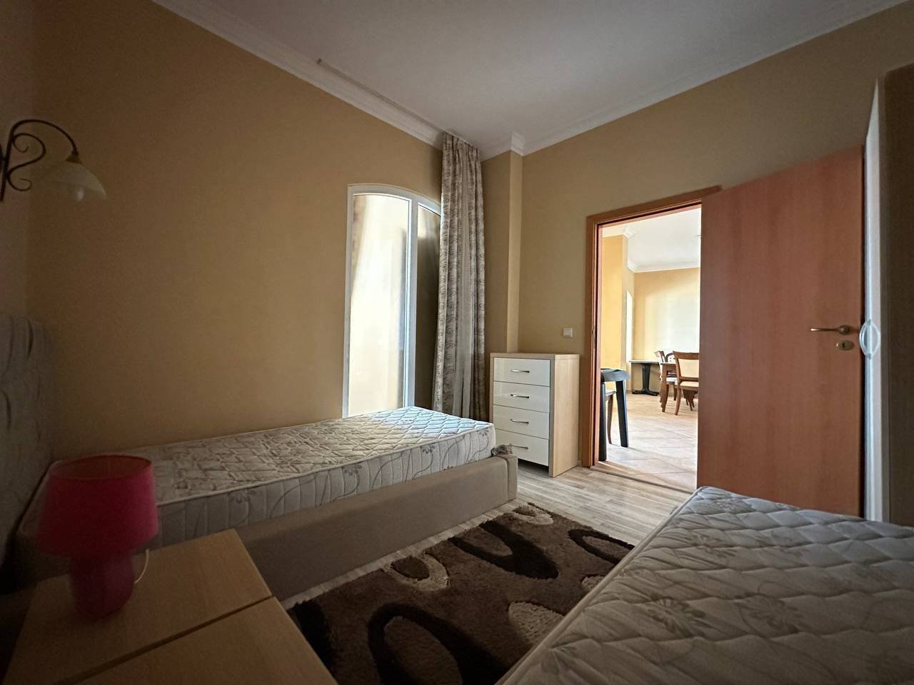 Трехкомнатная квартира с видом на море в Sunset Resort в Поморие, Болгария