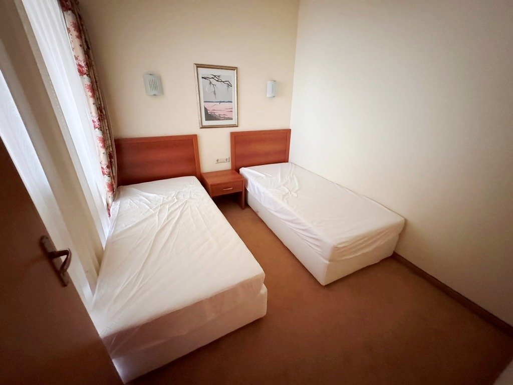 3-комнатная квартира на первой линии моря в Sunset Resort в Поморие, Болгария