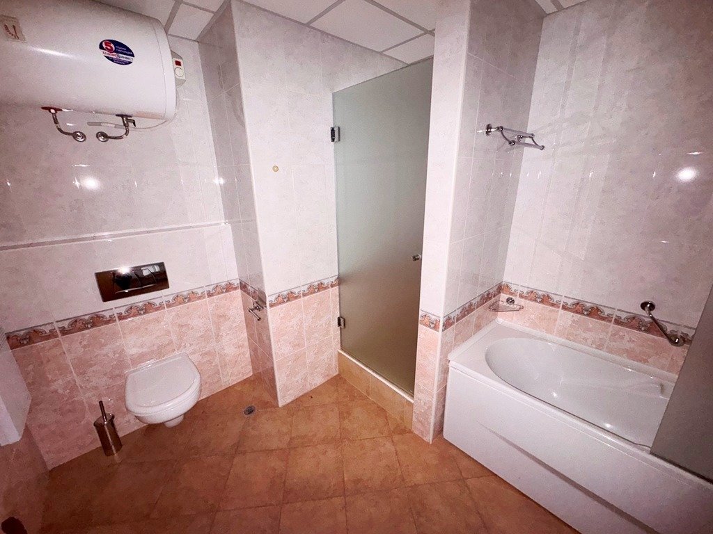 3-комнатная квартира на первой линии моря в Sunset Resort в Поморие, Болгария
