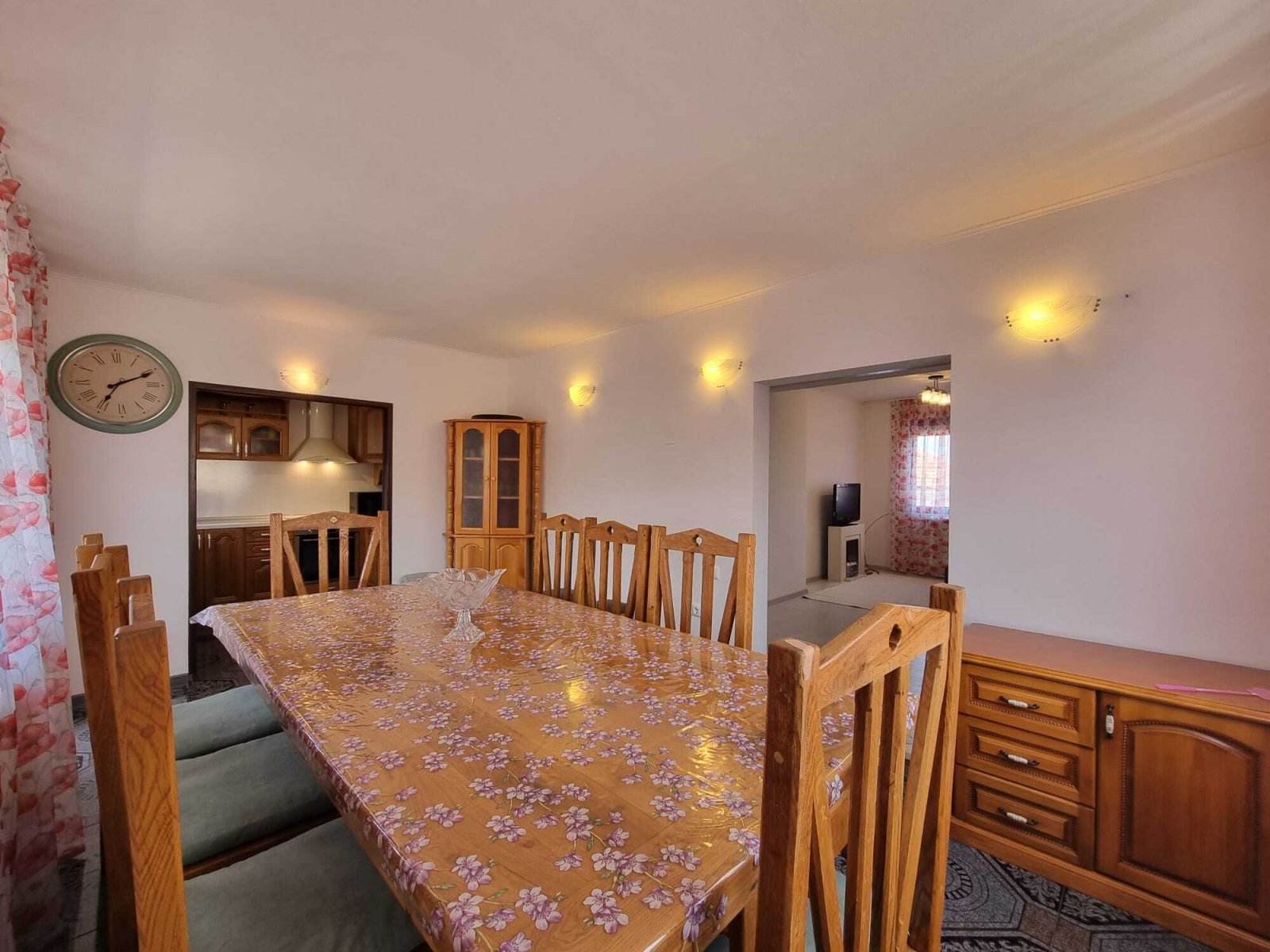 Однофамильный дом с подвалом в Медово, регион Бургас, Болгария.