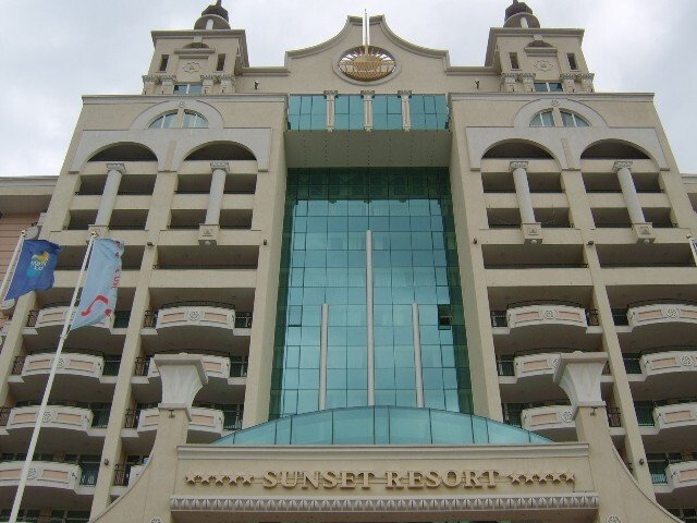Трехкомнатная квартира в Sunset Resort, Поморие, Болгария