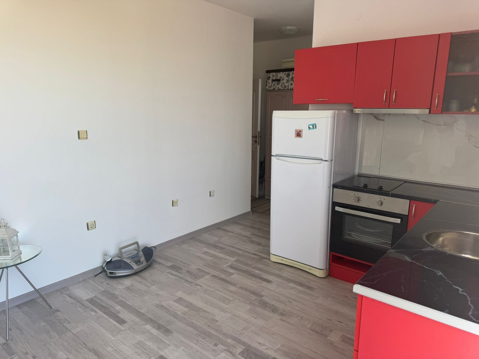 Студия на Sunny Day 5, Танково, Болгария