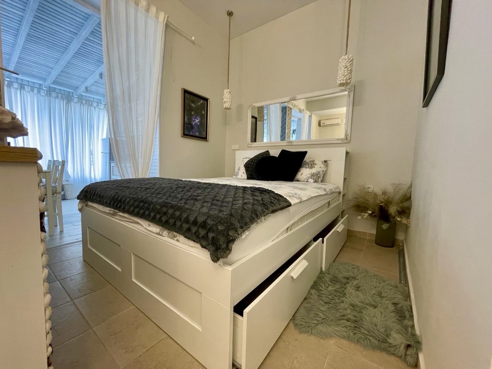 Квартира с четырьмя комнатами в комплексе Sun Gate на Солнечном берегу