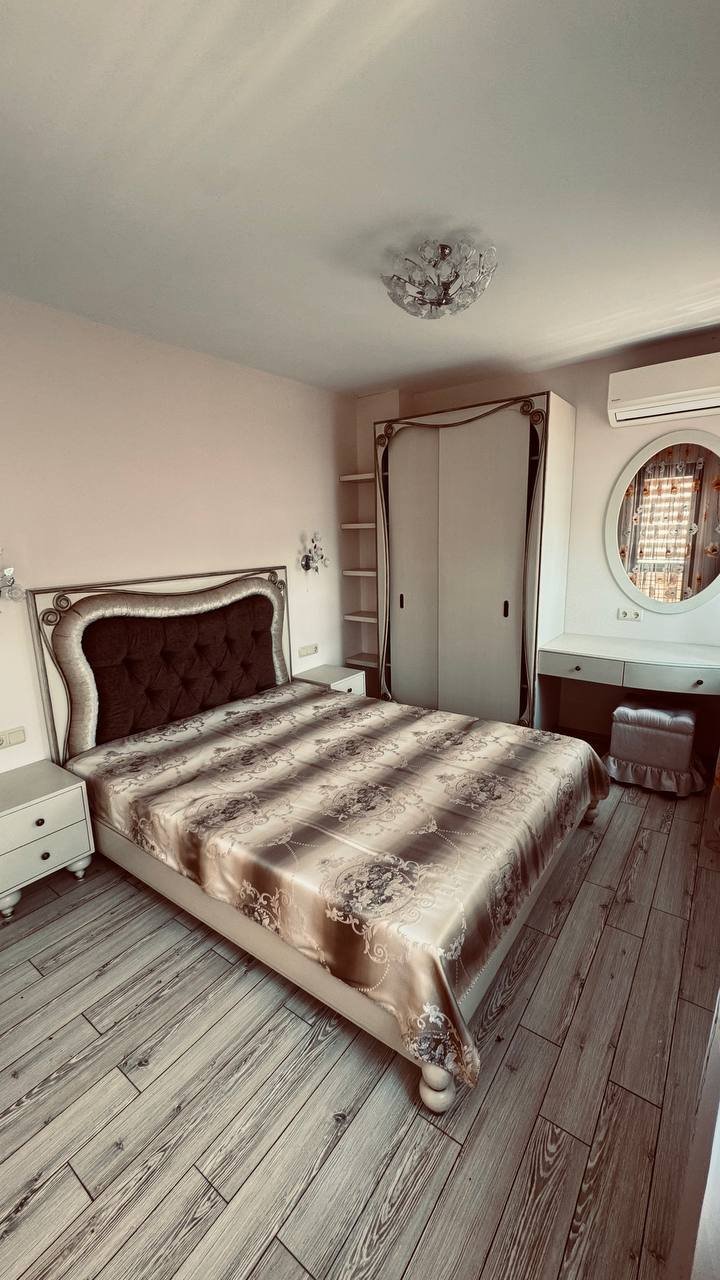 Пентхаус с 5 комнатами, 200 м², видом на море, горы и бассейном – Свети Влас